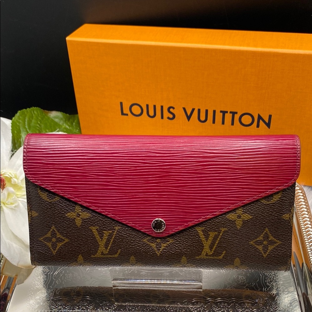 Louis Vuitton MARIE-LOU Monogram Burgundy Epi Leather Long Trifold Wallet EUC